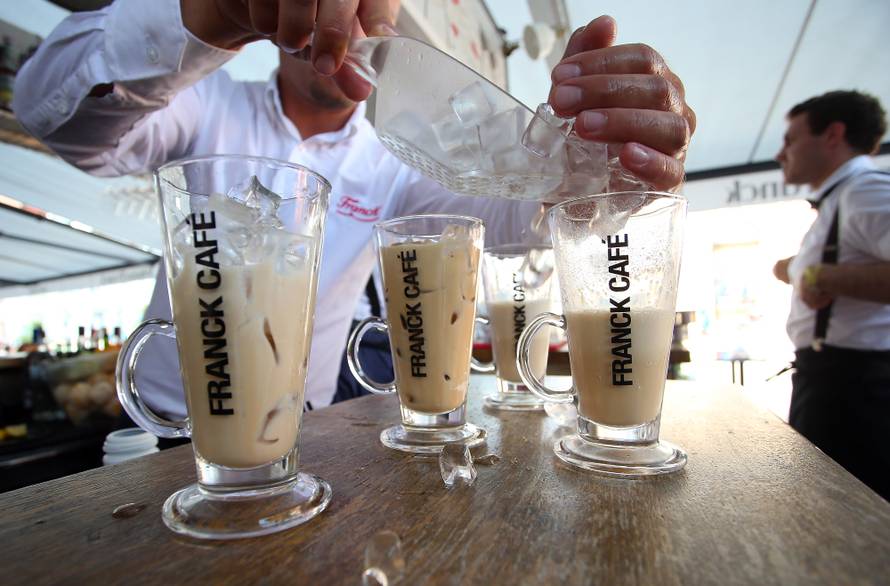 Ovoga ljeta osvježite se uz ledeni Franck Café cappuccino