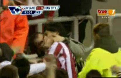 Srušio Man City pa je dobio sočni poljubac od navijača!