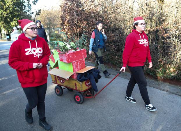 Tradicionalno darivanje životinja u zagrebačkom zoološkom vrtu na Štefanje