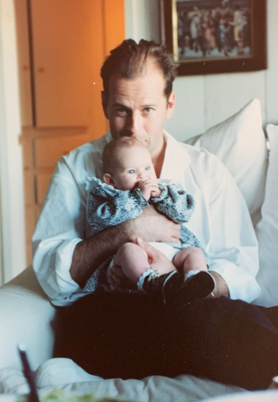 Najstarija kći Brucea Willisa podijelila niz fotografija iz djetinjstva i sve raznježila