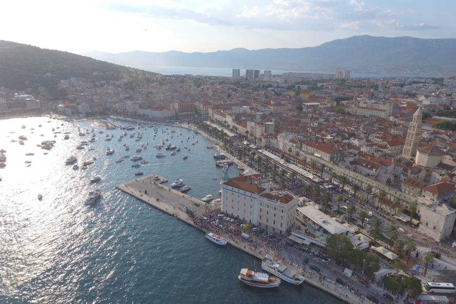 Pogledajte fantastične snimke iz zraka: Split ispratio Olivera