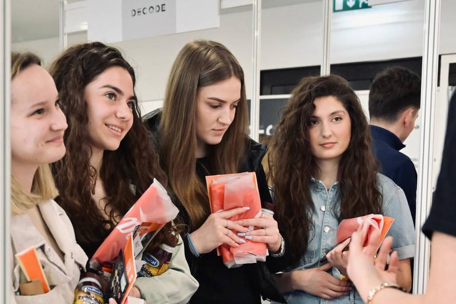 Zapošljivost nakon ovog završenog studija je 94% unutar godine dana