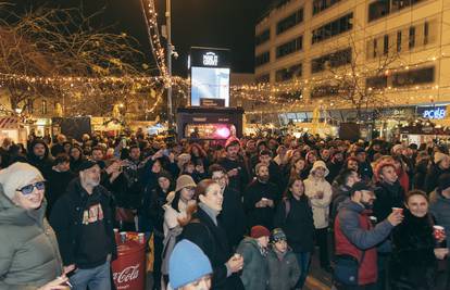 Advent na Europskom trgu: Hit su kubanski sendviči i džin u raznim varijantama