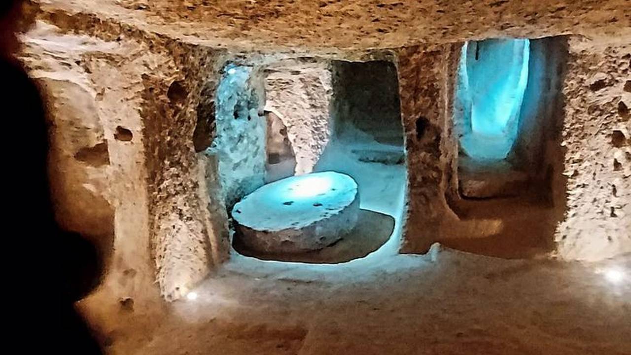 Derinkuyu je najveći podzemni grad svijeta, dubok 85 metara, a u njega stane 20.000 ljudi