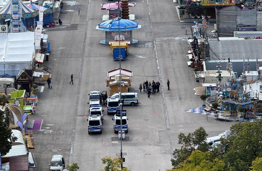 Oktoberfest to remain shut on Wednesday after explosion in Munich