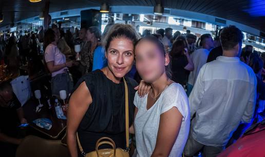 Jelena Per&ccaron;in zablistala je kao novope&ccaron;ena gospo&dstrok;a Gelo, dru&scaron;tvo joj pravila k&cacute;i Lota