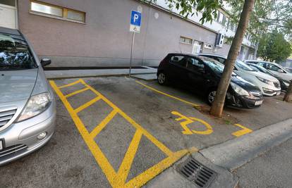 Zagrepčani krivotvorili znakove za parkiranje na mjesto invalida