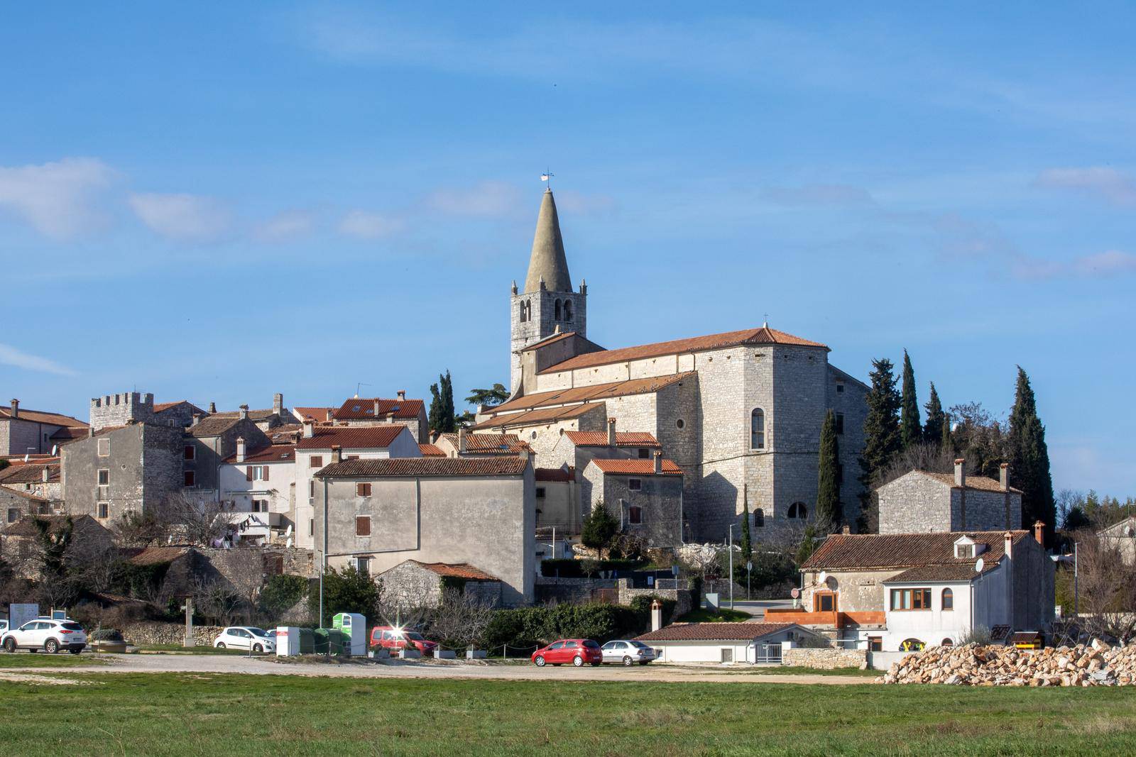 Obiteljska kuća blogerice Elle Dvornik u mjestu Bale 