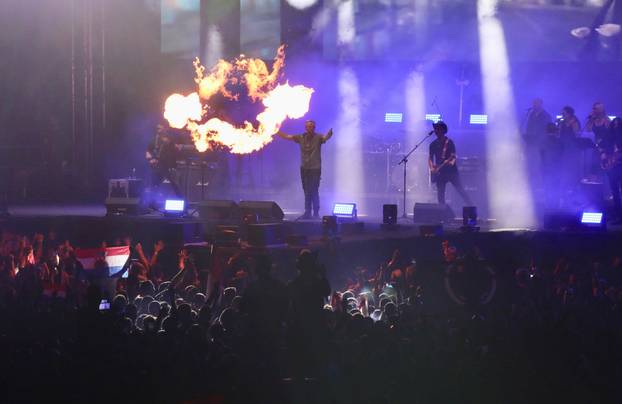 Dugopolje: Thompson održao koncert na prepunom stadionu Hrvatskih vitezova