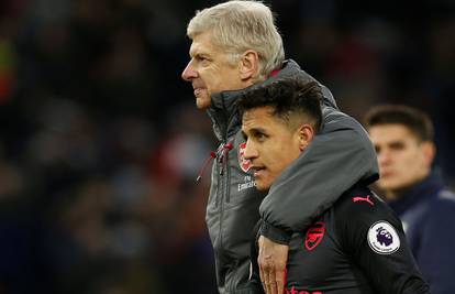 Sanchez sredio Palace, Arsene Wenger dostigao je Sir Alexa!