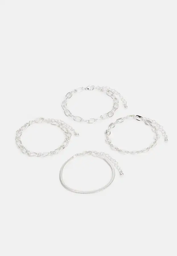 Idealne za doček! Ovo su party narukvice koje morate imati