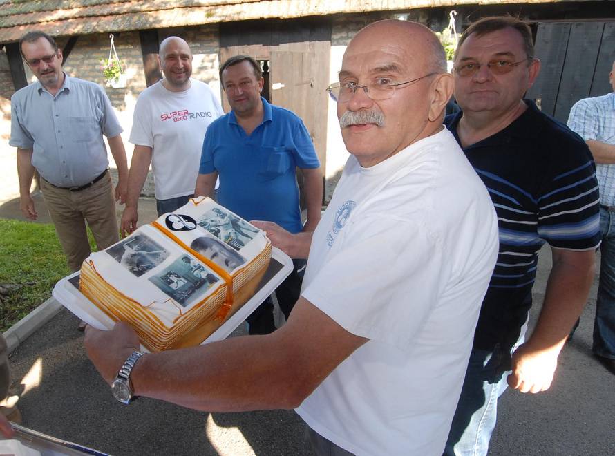 Bjelovar: Rukometaš Miroslav Pribani? Raban proslavio odlazak u mirovinu