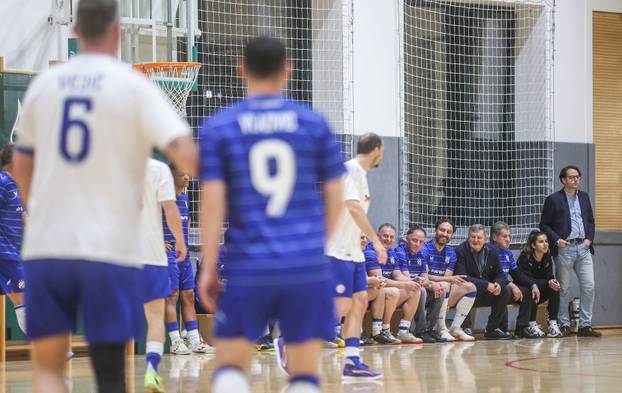 Zagreb: Veterani Dinama i Hajduka odigrali humanitarnu utakmicu