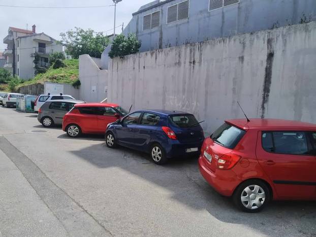 FOTO Bravo majstore, nije ti tu parking! Evo kako se parkira u Hrvatskoj, neke nije ni sram...