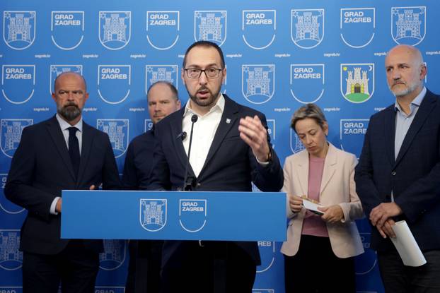 Tomislav Toma&scaron;evi&cacute;, obratio se javnosti nakon nepravomo&cacute;nih presuda &Zcaron;upanijskog suda u Zagrebu, kojima su zabranjeni &scaron;trajkovi u ZET-u i Zagreba&ccaron;kom Holdingu