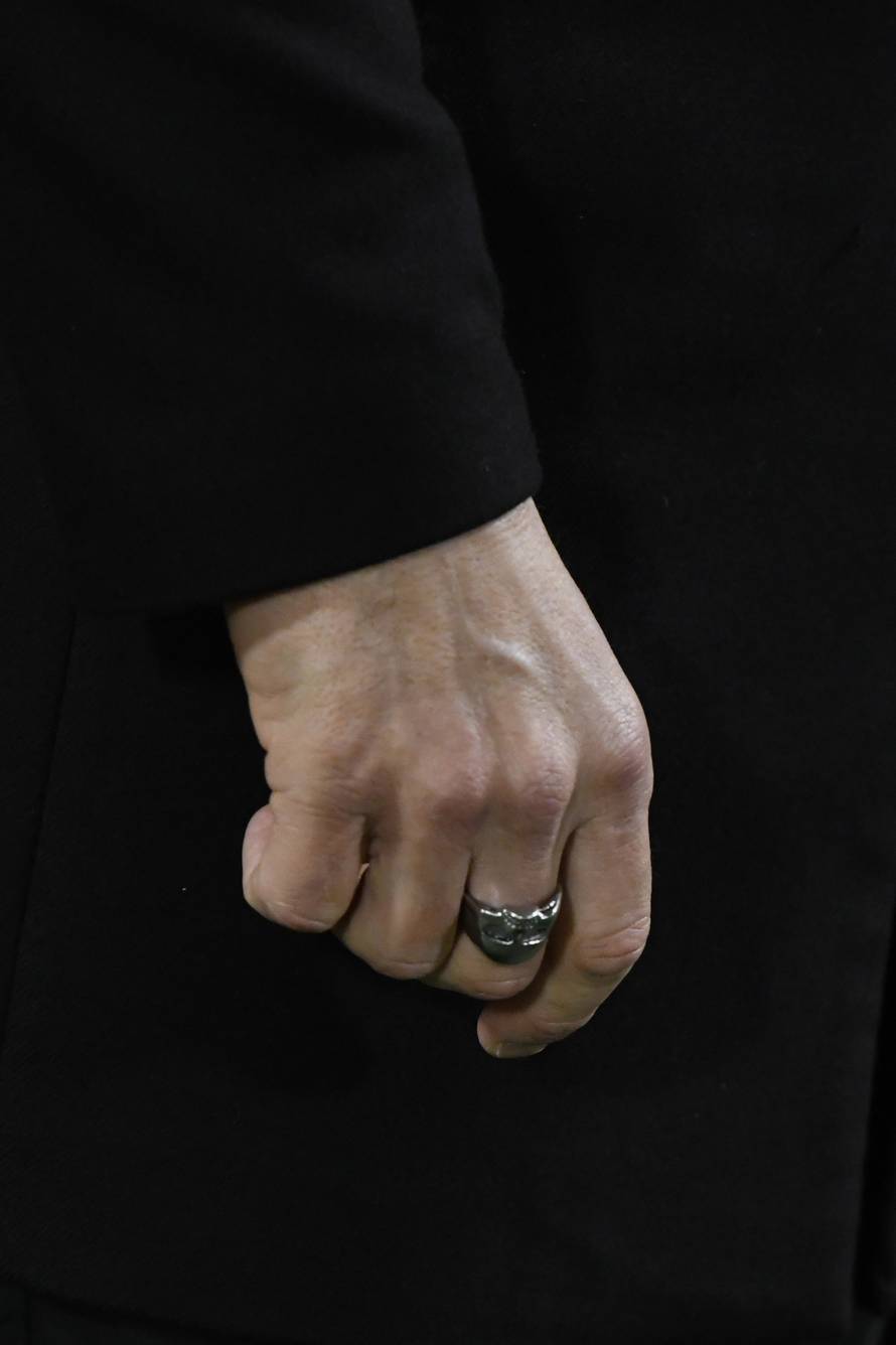 Novi trener Hajduka na ruci nosi poseban prsten. Nosi mu sreću?!