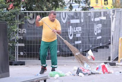 FOTO Jutro nakon prve večeri Ultre: Partijaneri ostali do zore, ceste pune vrećica i otpada...