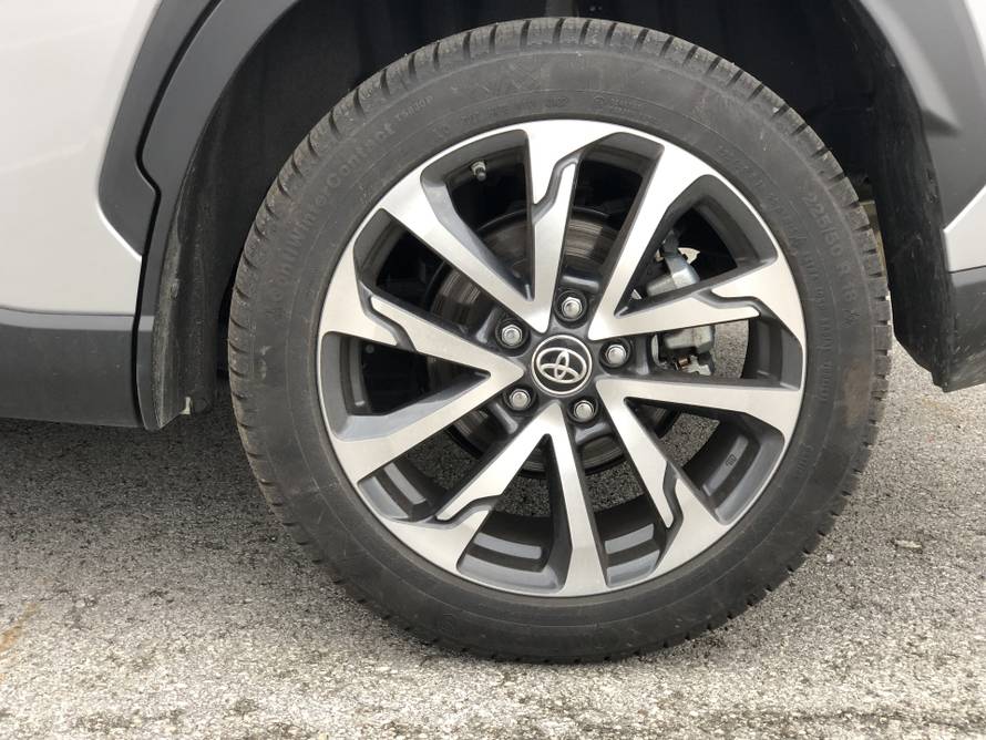 Toyota Corolla Cross: Ovaj auto je ono što je nekada bio RAV4