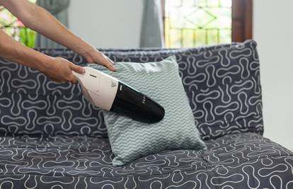 Koristan trik za čišćenje jastuka: Trebat će vam usisavač i krpa