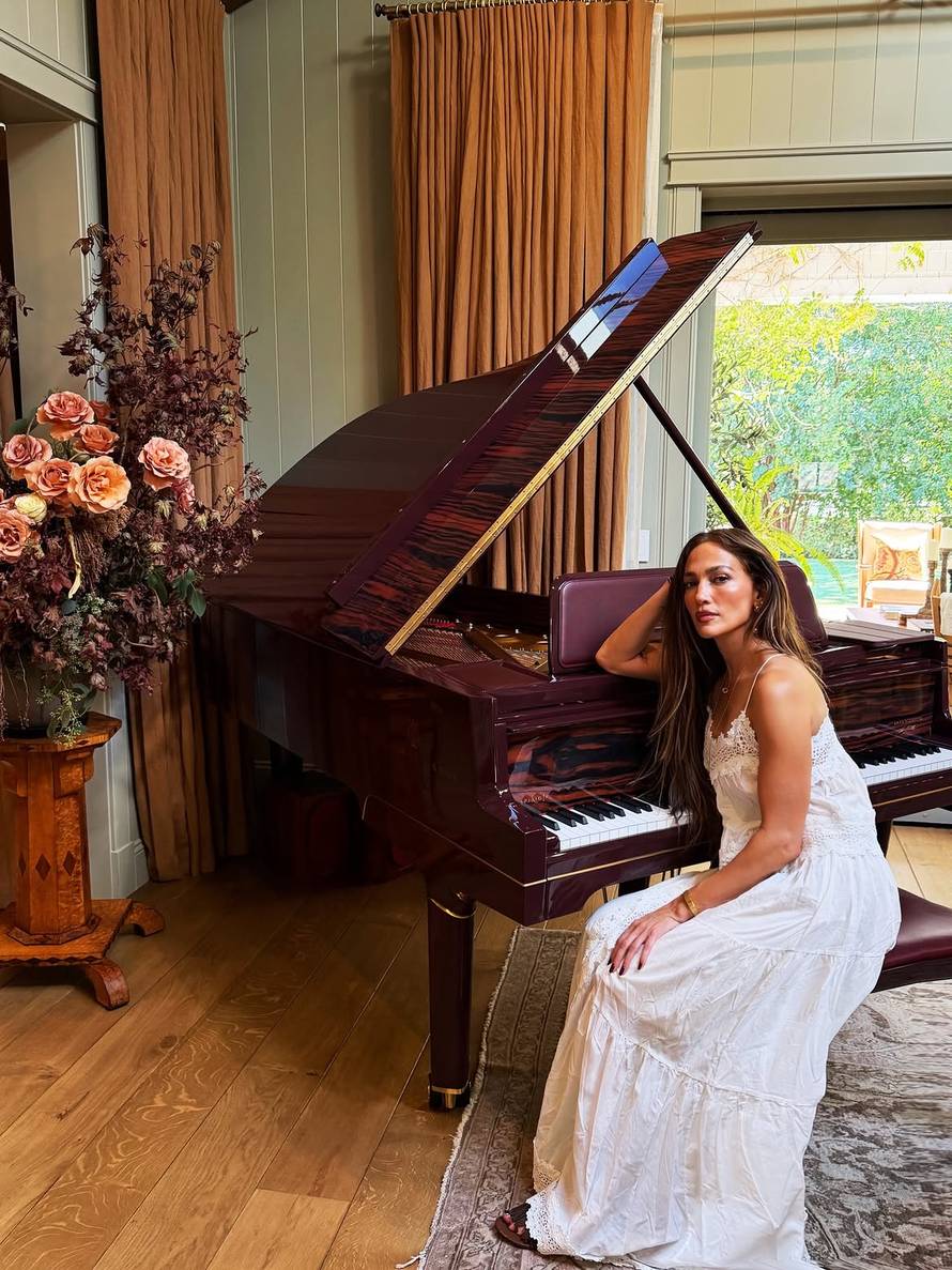 J.Lo pokazala svoju novu vilu vrijednu čak 18 milijuna dolara
