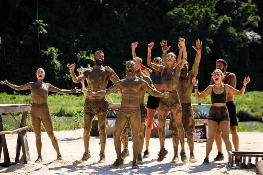 Dorian na poligonu skoro ostao bez gaća, a Mihaela je otkrila: 'Bavim se taksiranjem noću...'
