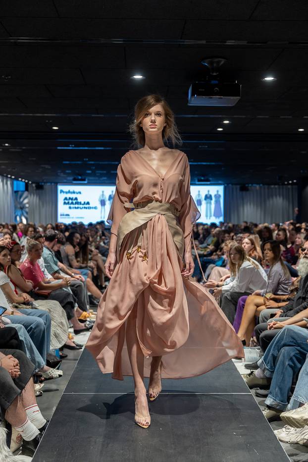 Polaznici Profokusa predstavili vlastite modne kreacije na reviji