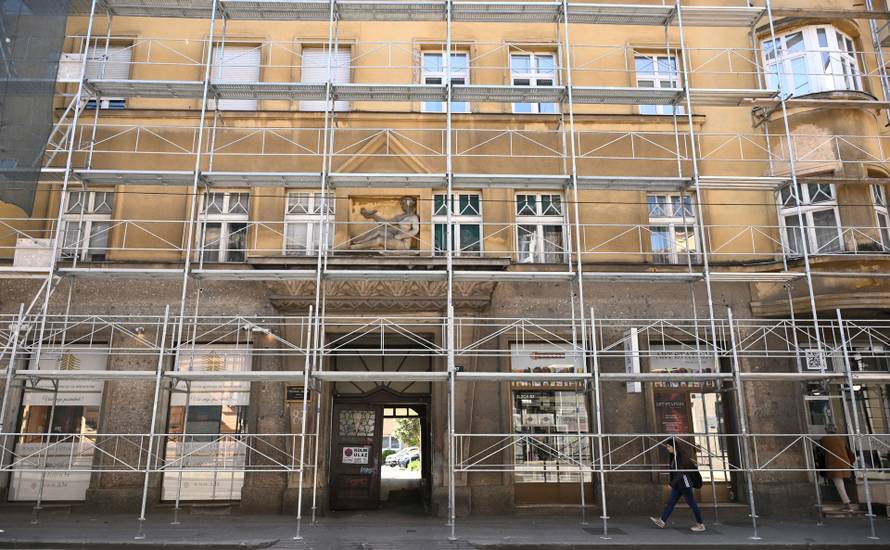 Zagreb: Zgrada u Ilici gdje živi uhićeni Mile Kekin