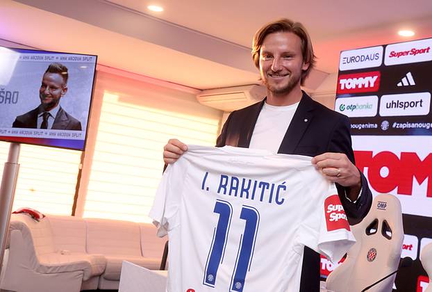 Ivan Rakitić stigao u Split i potpisao ugovor s HNK Hajduk