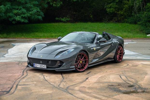 Majko mila tko ovo ima? Ovo su najskuplji auti naših oglasa. Jedan košta 800.000 eura!