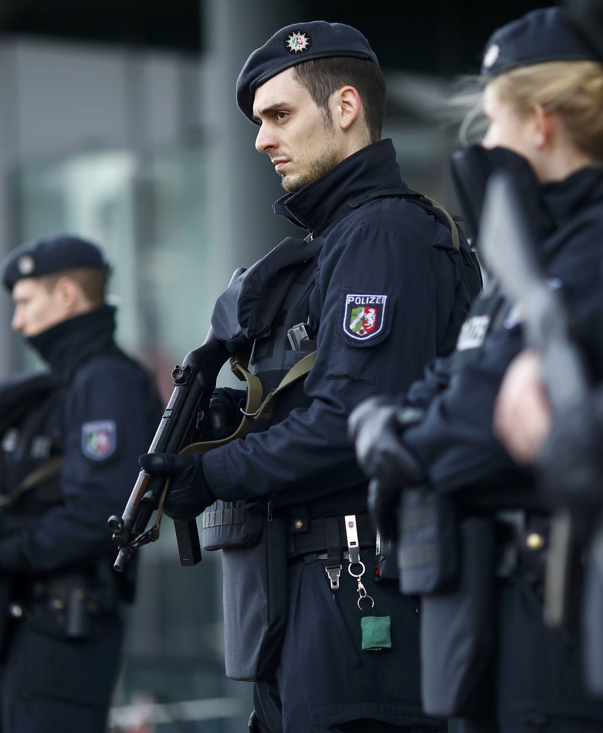 Police at the Limbecker Platz shopping mall in Essen