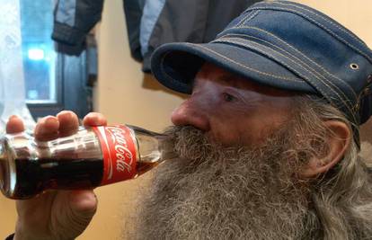 Muškarac svakog dana već 40 godina pije Coca-Colu