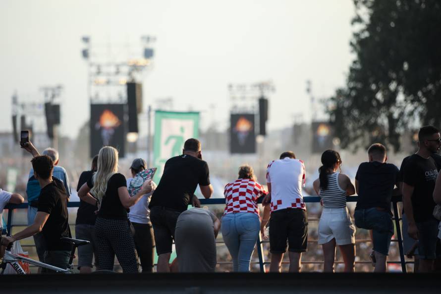 Zagreb: Veliki broj građana pratit će koncert sa savskog nasipa i Mosta slobode