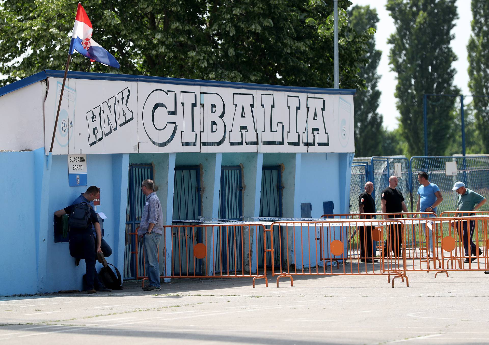 Vinkovci: Policijsko osiguranje na stadionu HNK Cibalia i oko njega uoči finala Hrv. nogometnog kupa