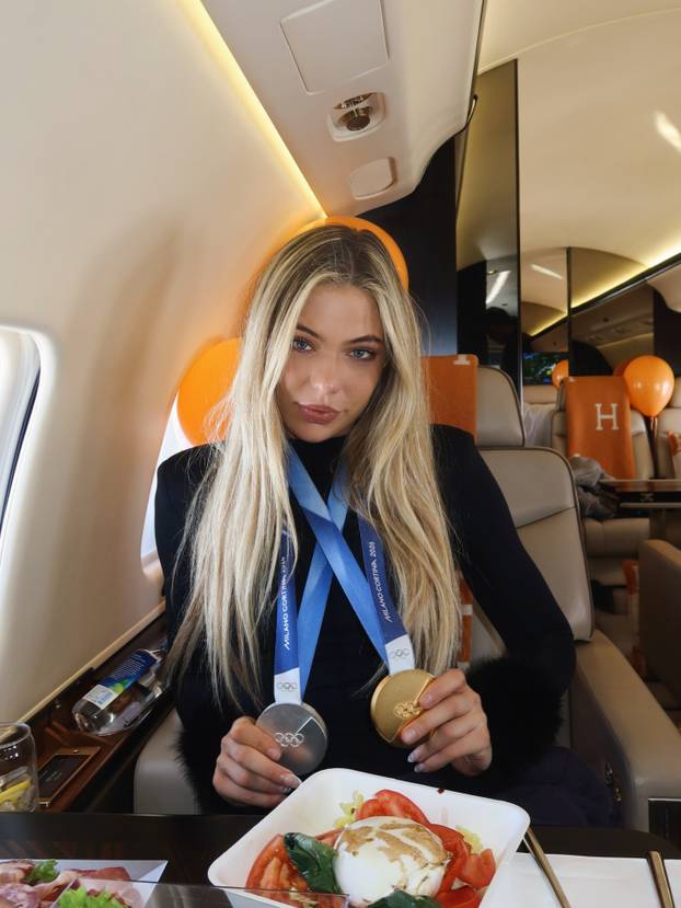 FOTO Jutta iz klizaljki uskočila u badić! Evo što radi nakon Igara