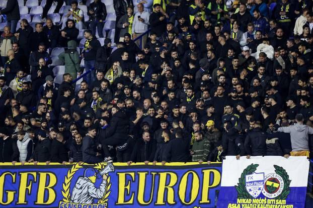 Zagreb: Navijači na utakmici 1. kola Europske lige između Dinama i Fenerbahcea