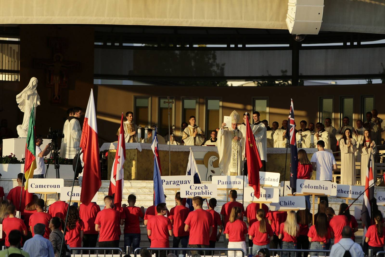 Međugorje: Usprkos koronavirusu Međunarodni festival mladih "Mladifest 2020" okupio je tisuće mladih katolika