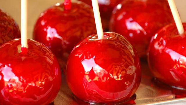 Recept za fine ušećerene jabuke u kojima ćete uživati s djecom