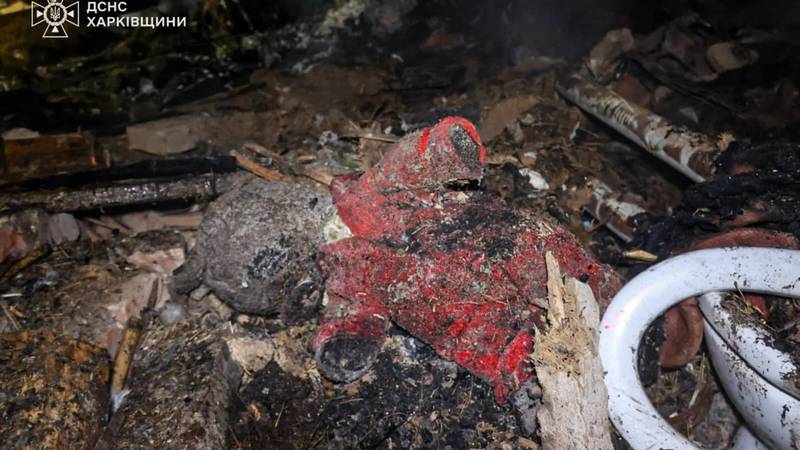 VIDEO Otac i troje djece poginuli su u ruskom napadu na Harkiv