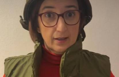 VIDEO Marijana Puljak našalila se s Dabrom, obukla pancirku i šljem: 'Spremna sam za Sabor'
