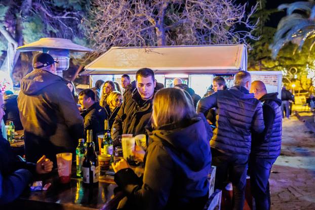 Split: Otvorenje Adventa na Mertojaku