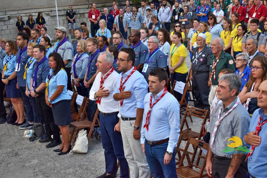 U Splitu otvorena skautska konferencija s 500 izviđača