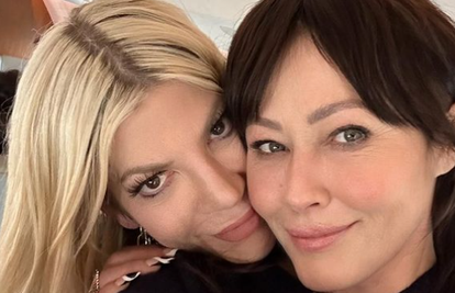 Emotivna Tori Spelling oprostila se od Shannen: 'Dopustile smo da utječu na naše prijateljstvo'