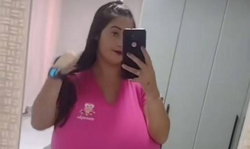 'Grudi su mi toliko narasle da se nisam mogla kretati bez kolica'