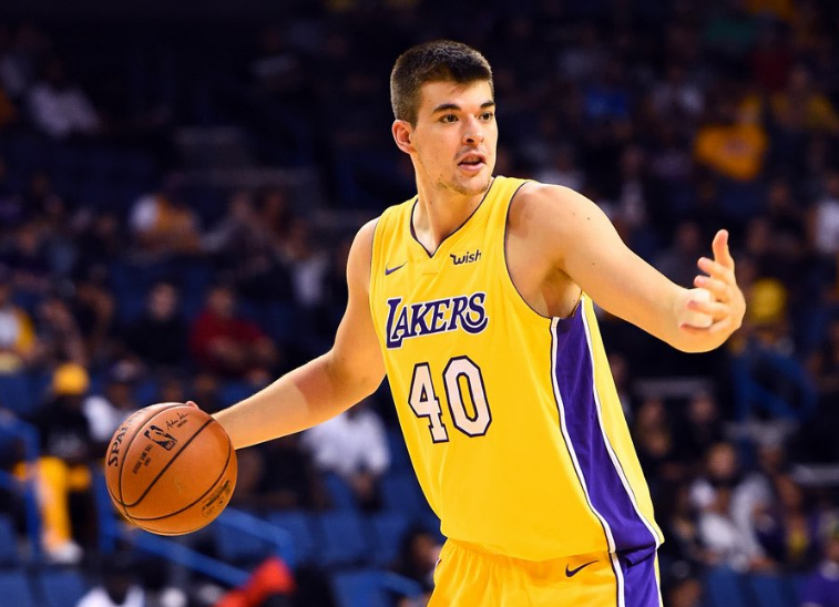 Ivica Zubac zadnjih pet tekmi trpa 20 poena uz 10 skokova!