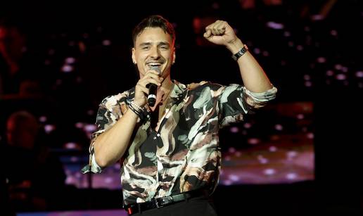 Pjevač iz Mostara svrstao se uz bok Oliveru i Đorđu Balaševiću: Najavio 6. koncert u Lisinskom
