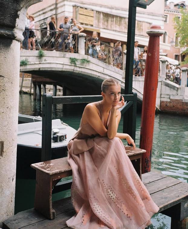 FOTO Zavodljiva Portugalka varala je nogometaša, a sada je osvojila McLarenovu uzdanicu