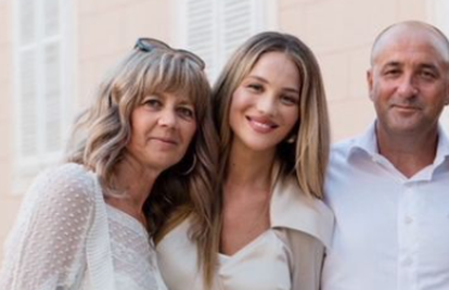 Izabel Kovačić objavila fotku s roditeljima, jasno je kome sliči