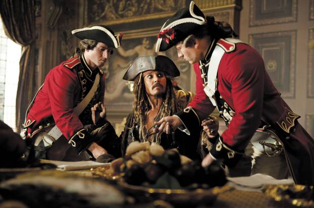 PIRATES OF THE CARIBBEAN: ON STRANGER TIDES, Johnny Depp (center), 2011. ph: Peter Mountain/©Walt Di