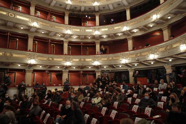Commemoration of actor Boris Komnenic held at The big stage of the National Theater.
Komemoracija glumcu Borisu Komnenic odrzana na Velikoj sceni Narodnog pozorista