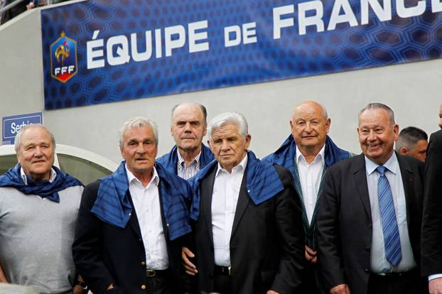 FILE PHOTO: Former France's national team players Lech, Piantoni, Muller, Colonna, Siatka and Fontaine attend a Euro 2012 friendly soccer match in Reims